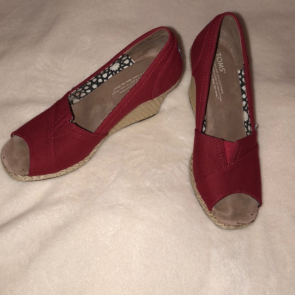 Red Toms Wedges; Size 7
